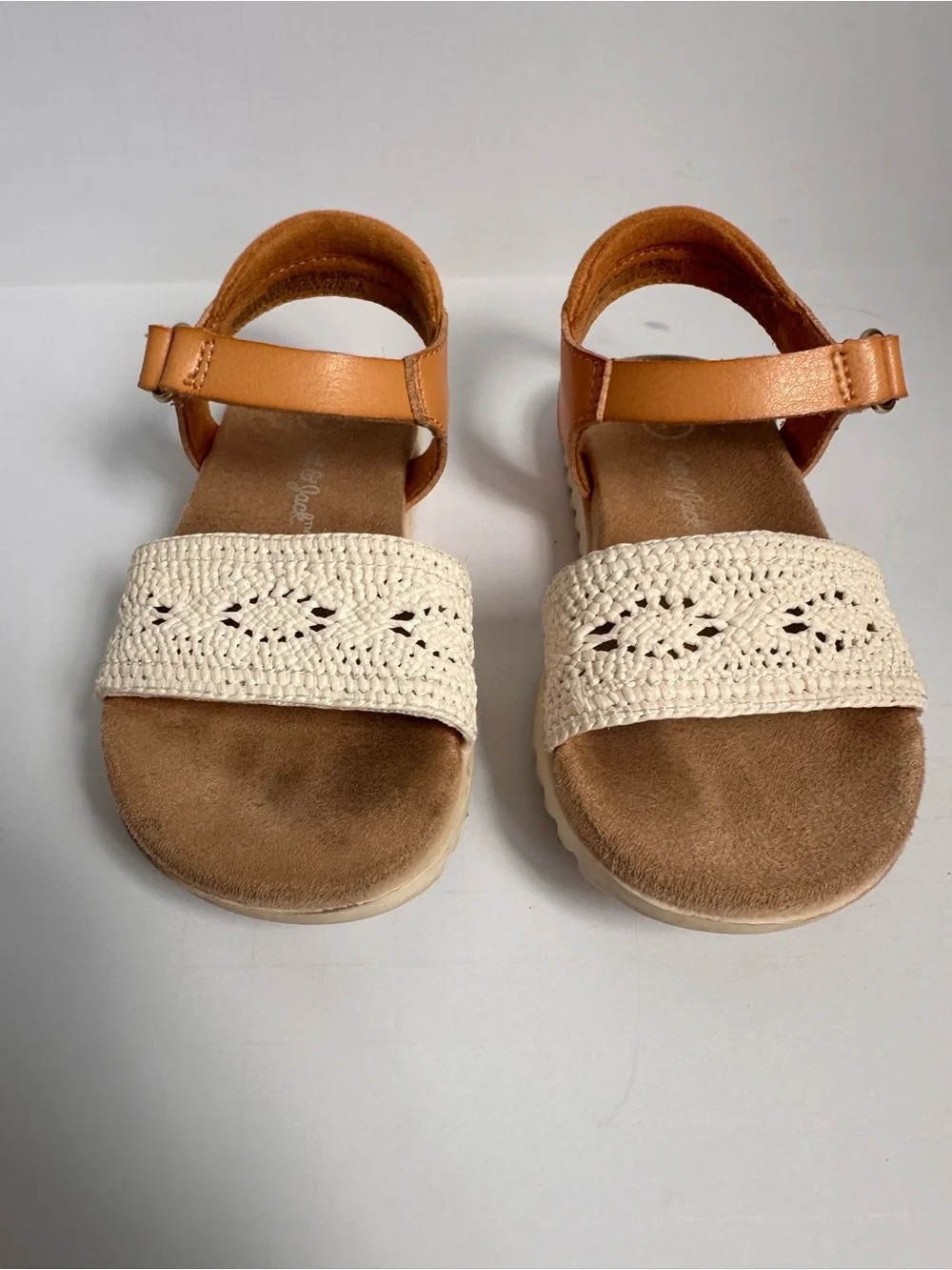 Cat & Jack Kids Crochet Strap Sandals in Tan and Cream Size 7